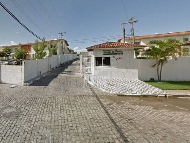 Apartamento para Venda em Feira de Santana - 2