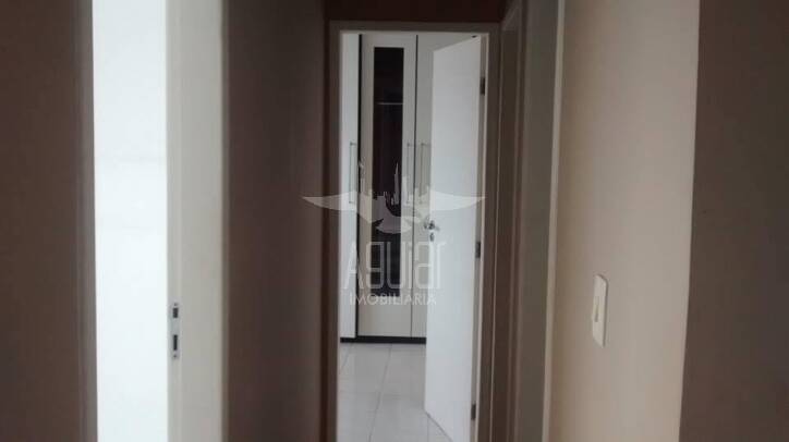 Apartamento à venda com 2 quartos, 1m² - Foto 4