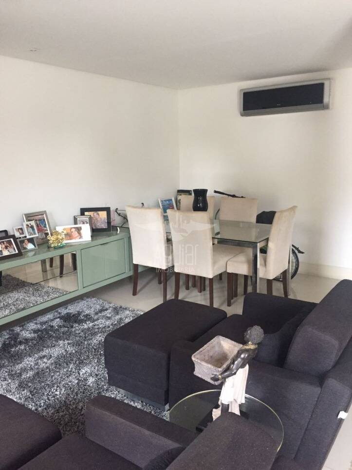 Casa à venda com 3 quartos, 1m² - Foto 4