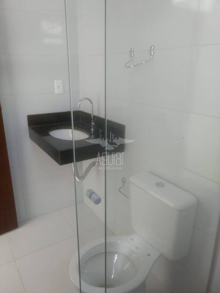 Casa à venda com 2 quartos, 1m² - Foto 6