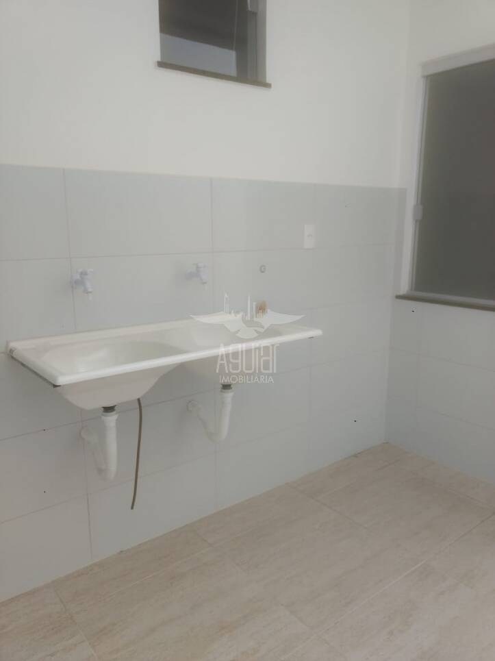 Casa à venda com 2 quartos, 1m² - Foto 11