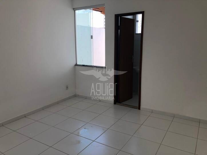 Casa à venda com 2 quartos, 1m² - Foto 6