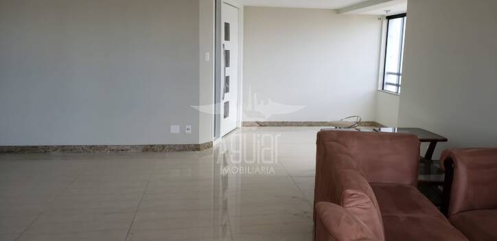 Apartamento à venda com 3 quartos, 1m² - Foto 4