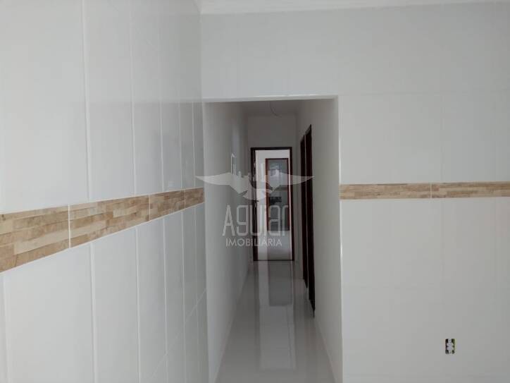 Casa à venda com 2 quartos, 1m² - Foto 5