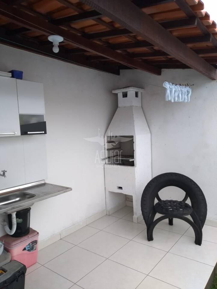 Casa à venda com 2 quartos, 1m² - Foto 18