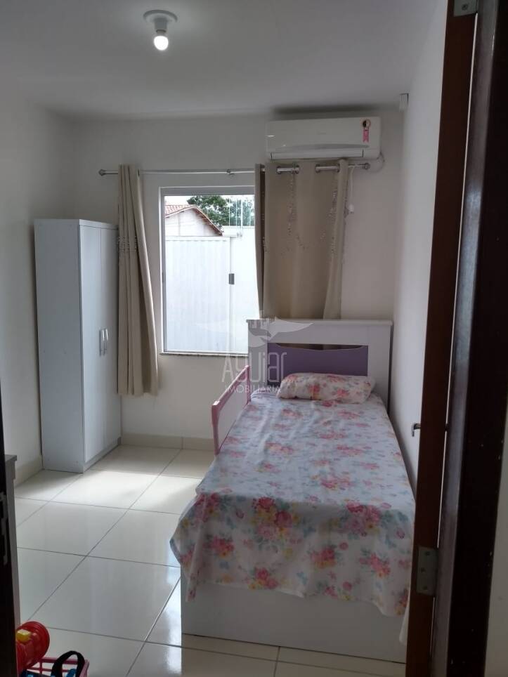 Casa à venda com 2 quartos, 1m² - Foto 9