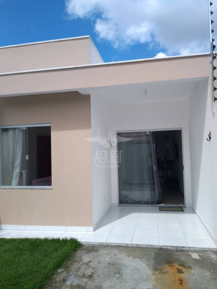 Casa à venda com 2 quartos, 1m² - Foto 2