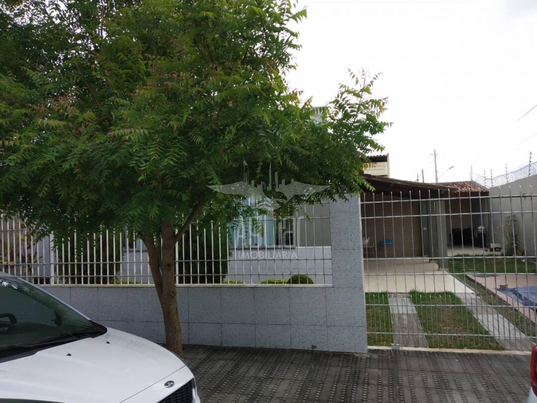 Casa de Condomínio à venda com 3 quartos, 1m² - Foto 1