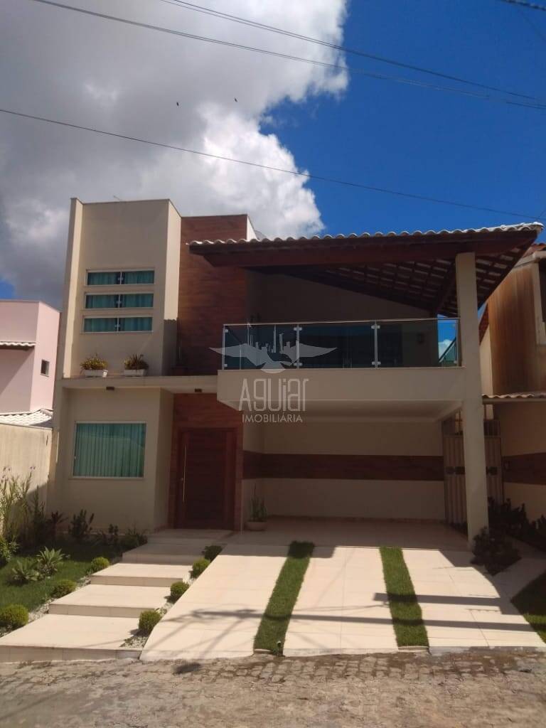 Casa à venda com 4 quartos, 300m² - Foto 1