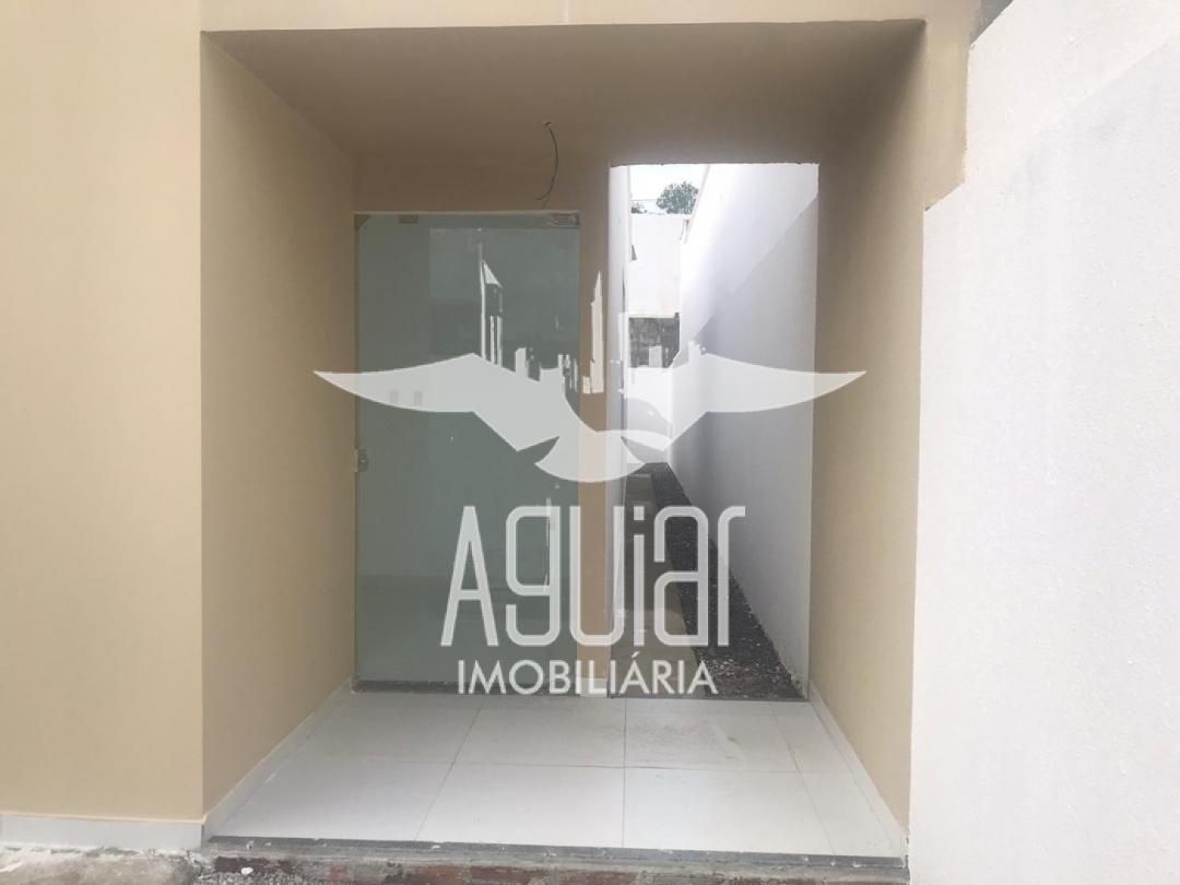 Casa à venda com 2 quartos, 62m² - Foto 3