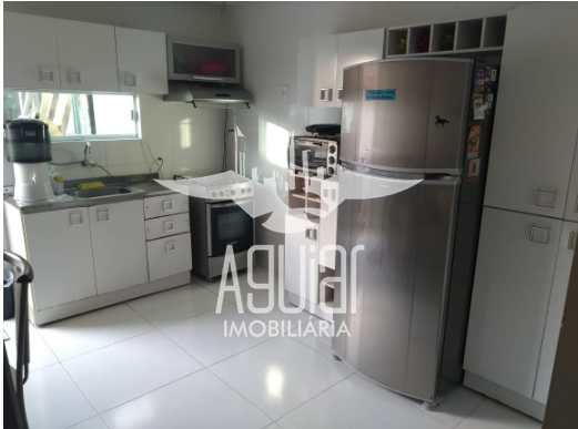 Apartamento à venda com 3 quartos, 216m² - Foto 11