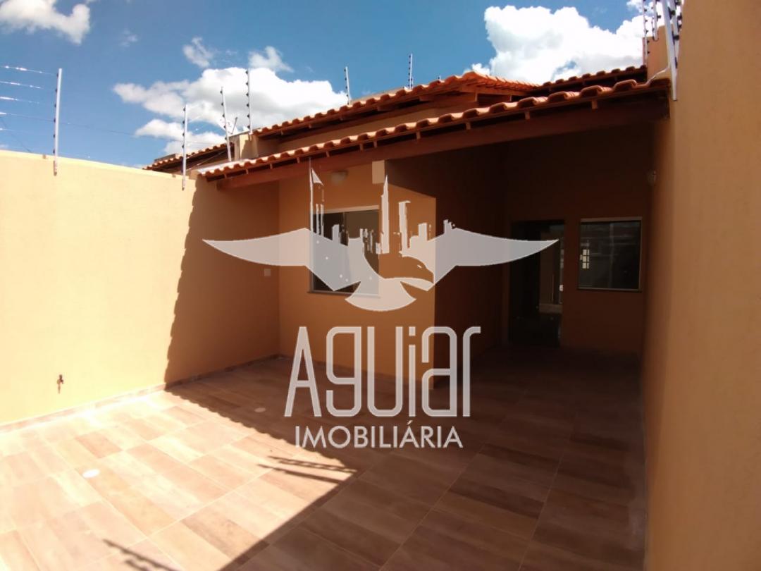 Casa à venda com 2 quartos, 84m² - Foto 2