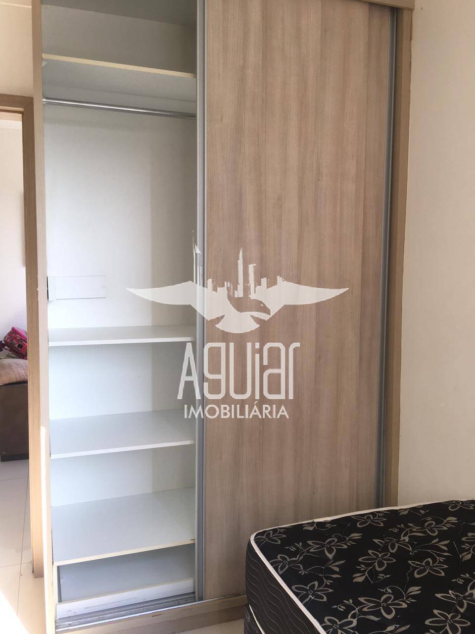 Apartamento para alugar com 2 quartos, 1m² - Foto 8