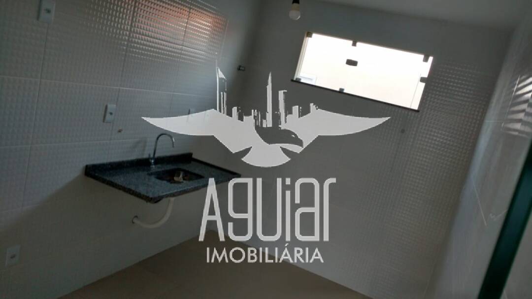 Casa à venda com 2 quartos, 58m² - Foto 5