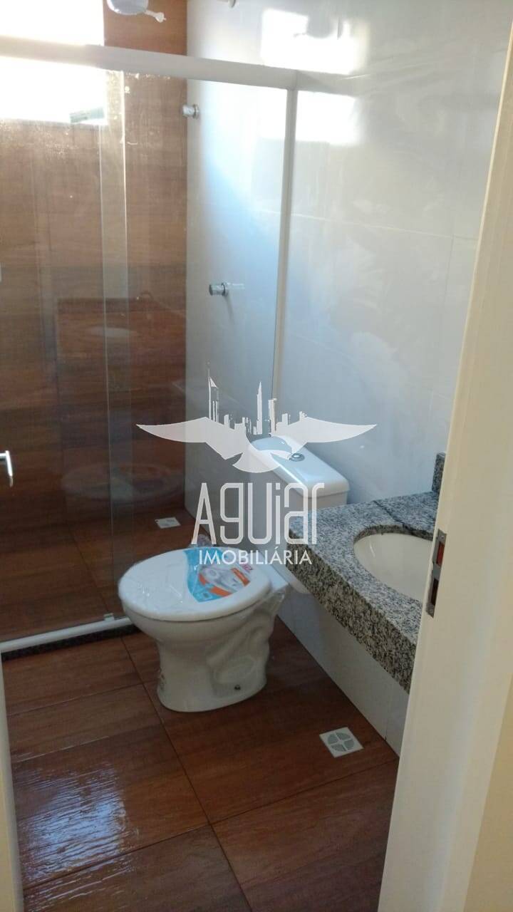 Casa à venda com 2 quartos, 58m² - Foto 8