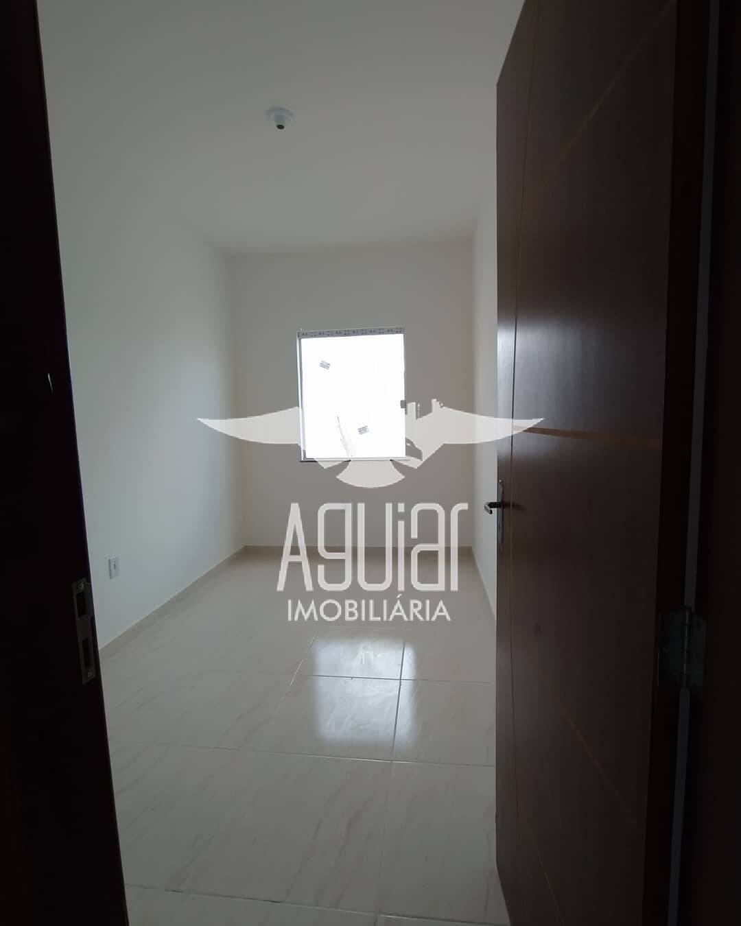 Casa à venda com 2 quartos, 61m² - Foto 3