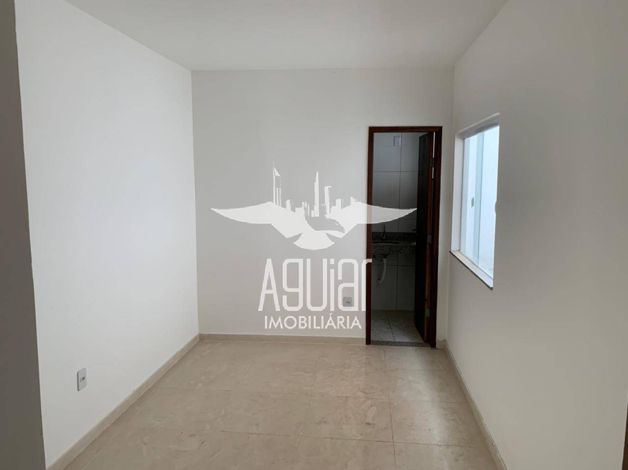 Casa à venda com 2 quartos, 98m² - Foto 9