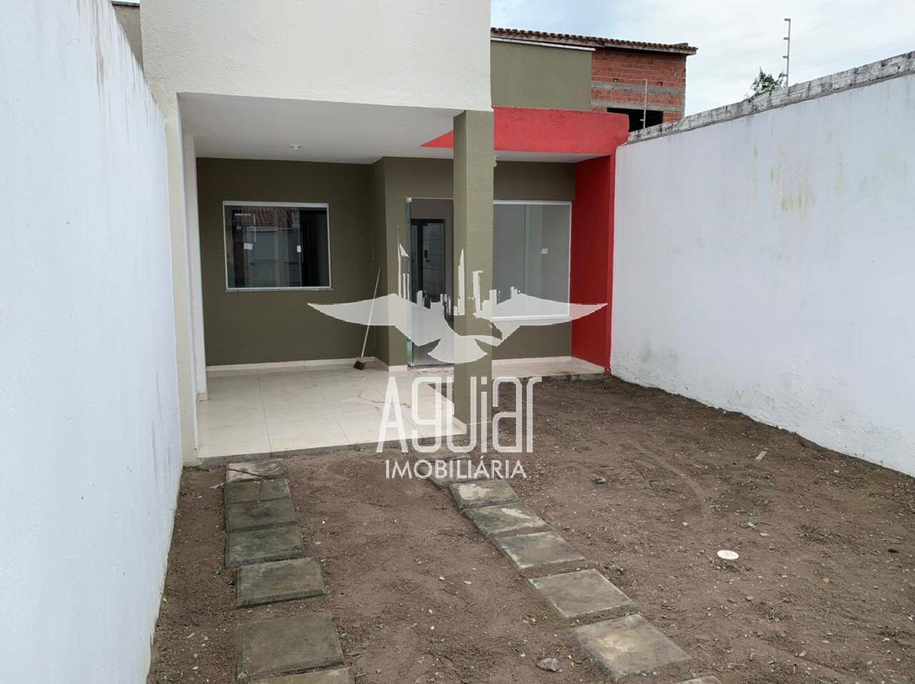 Casa à venda com 2 quartos, 98m² - Foto 2