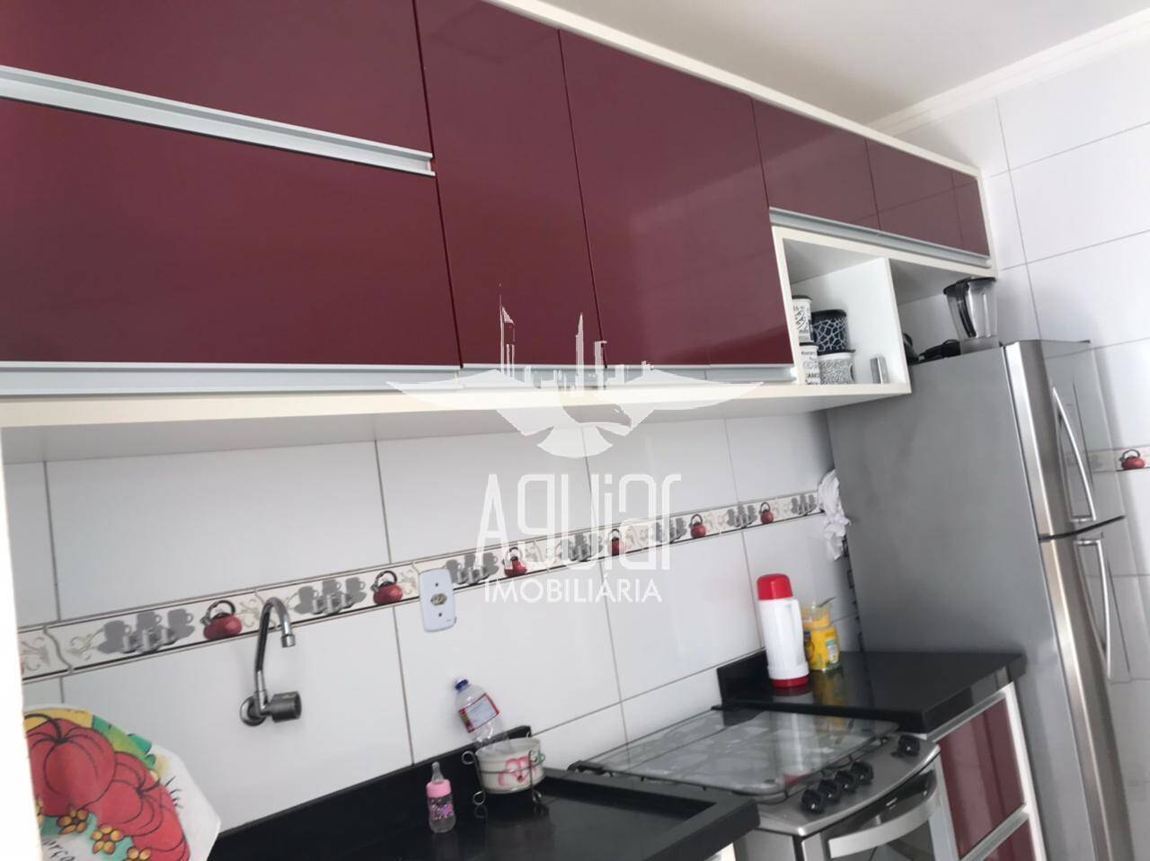 Casa à venda com 2 quartos, 100m² - Foto 4