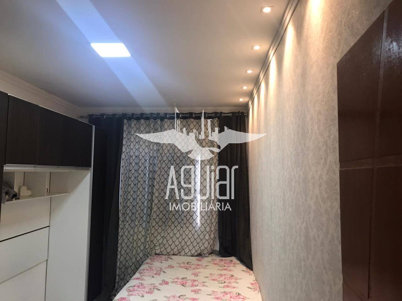 Casa à venda com 2 quartos, 100m² - Foto 17