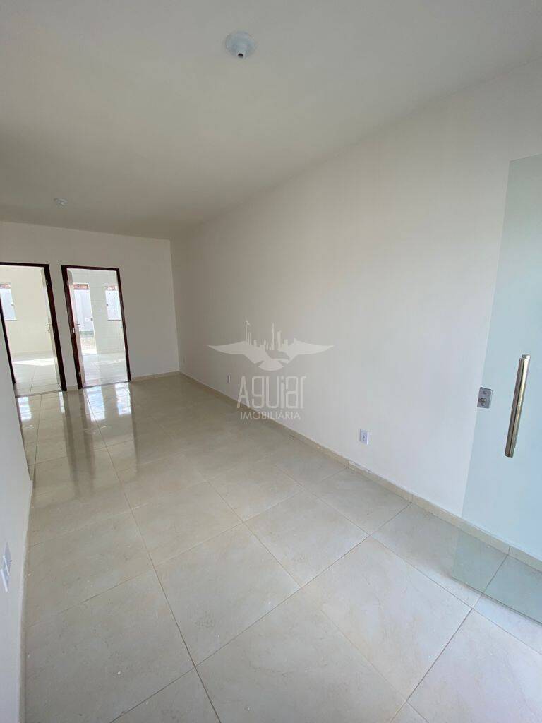 Casa à venda com 2 quartos, 66m² - Foto 14