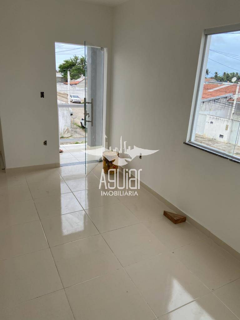 Casa à venda com 2 quartos, 77m² - Foto 8