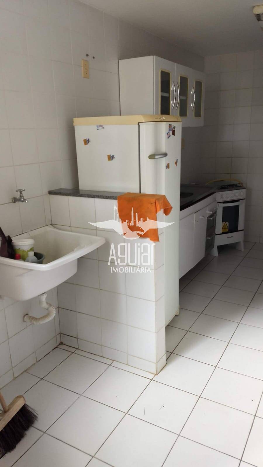 Apartamento à venda com 2 quartos, 67m² - Foto 7