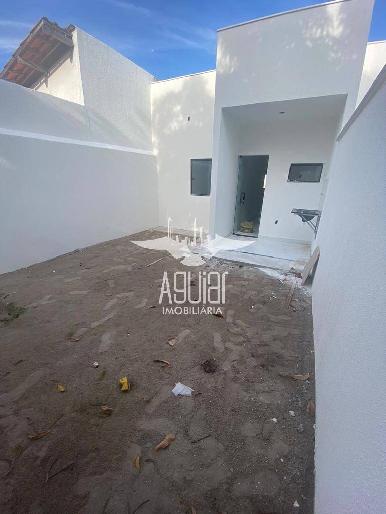 Casa à venda com 2 quartos, 65m² - Foto 15