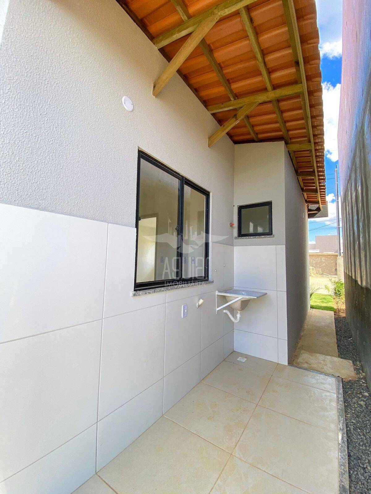 Casa à venda com 2 quartos, 40m² - Foto 7