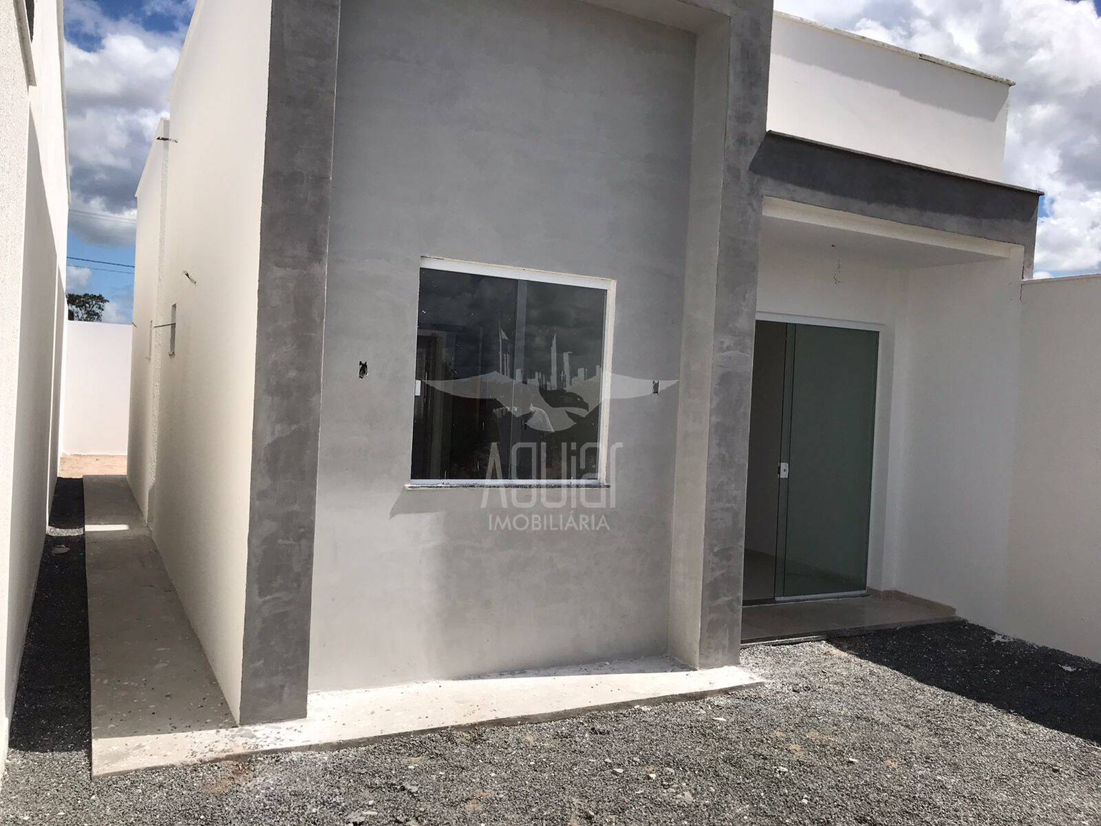 Casa à venda com 2 quartos, 56m² - Foto 18