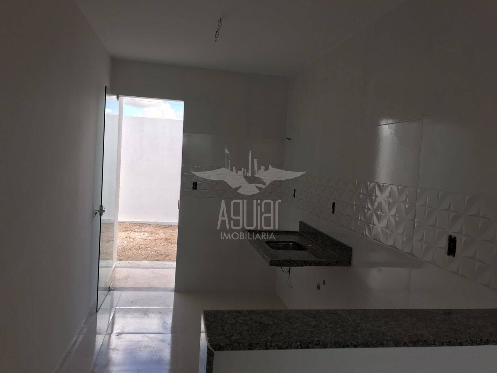 Casa à venda com 2 quartos, 56m² - Foto 26