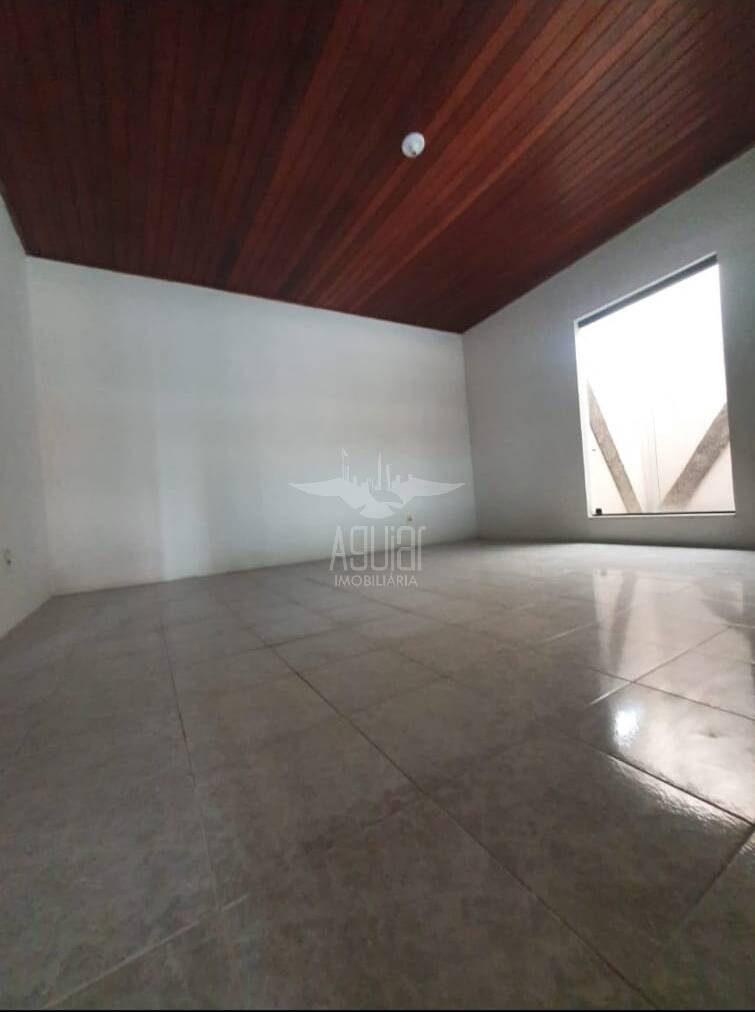 Casa à venda com 3 quartos, 284m² - Foto 9