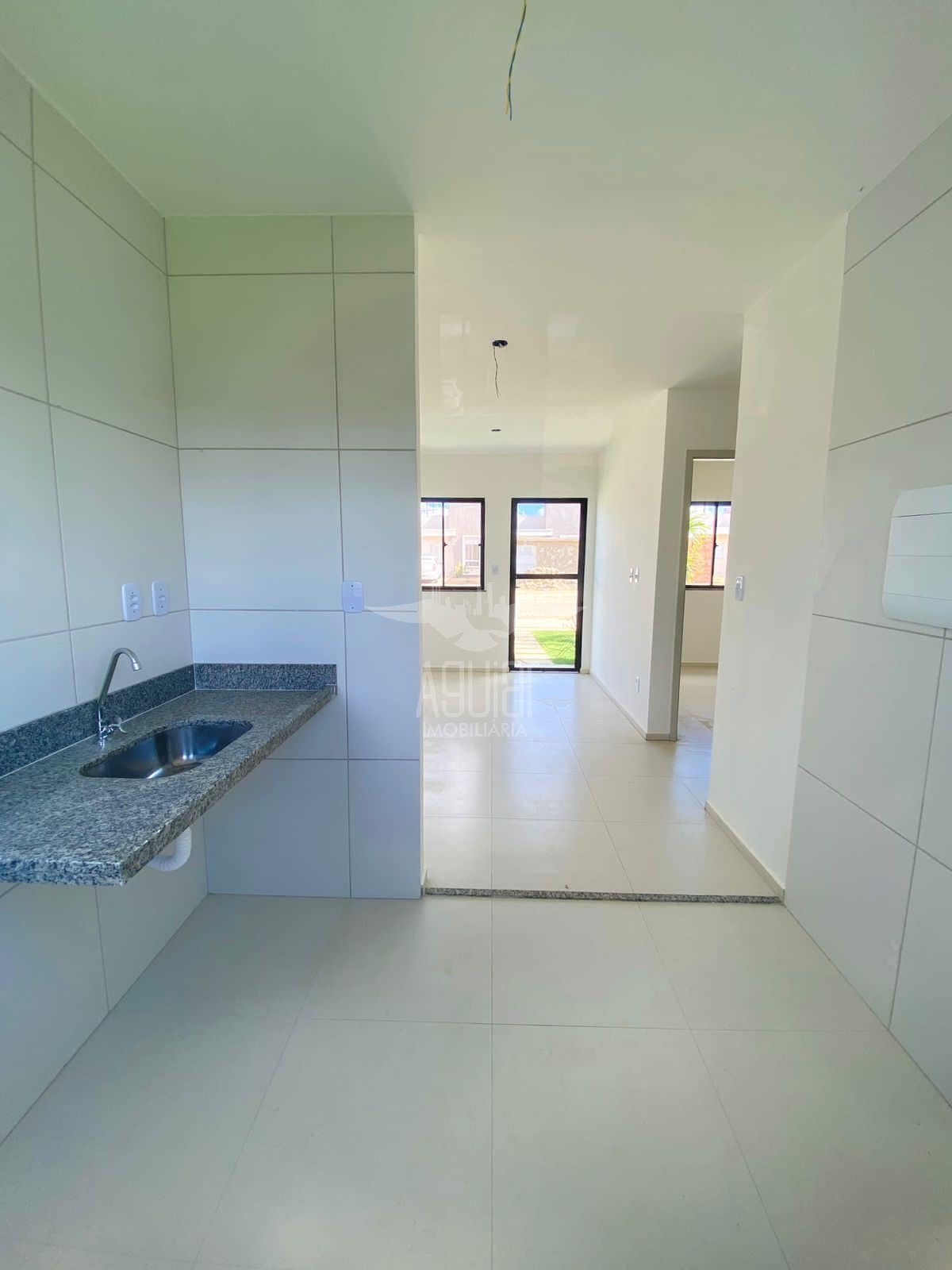 Casa à venda com 2 quartos, 40m² - Foto 19