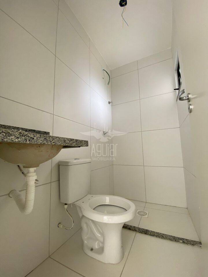 Casa à venda com 2 quartos, 40m² - Foto 22