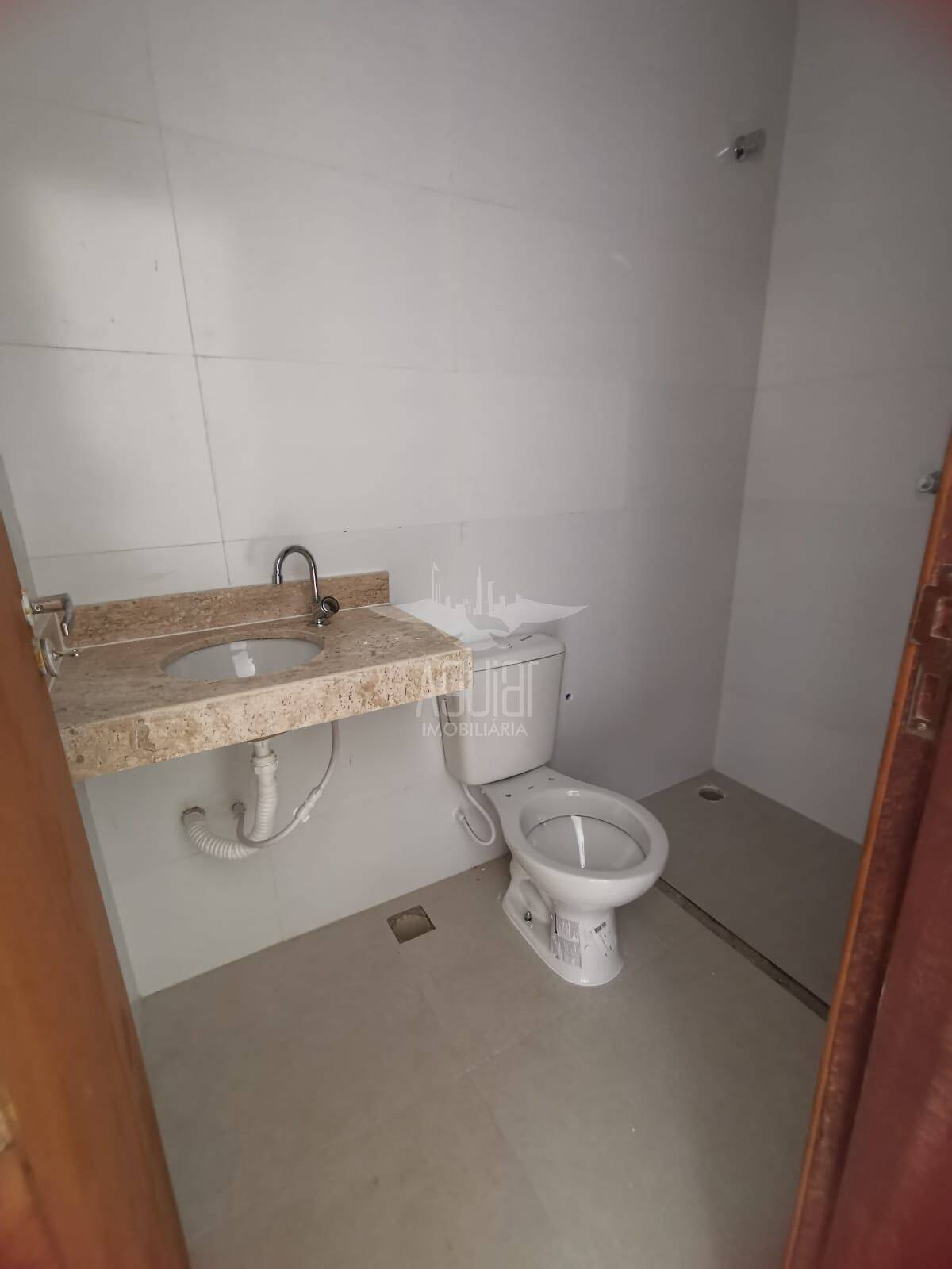 Casa à venda com 2 quartos, 69m² - Foto 10