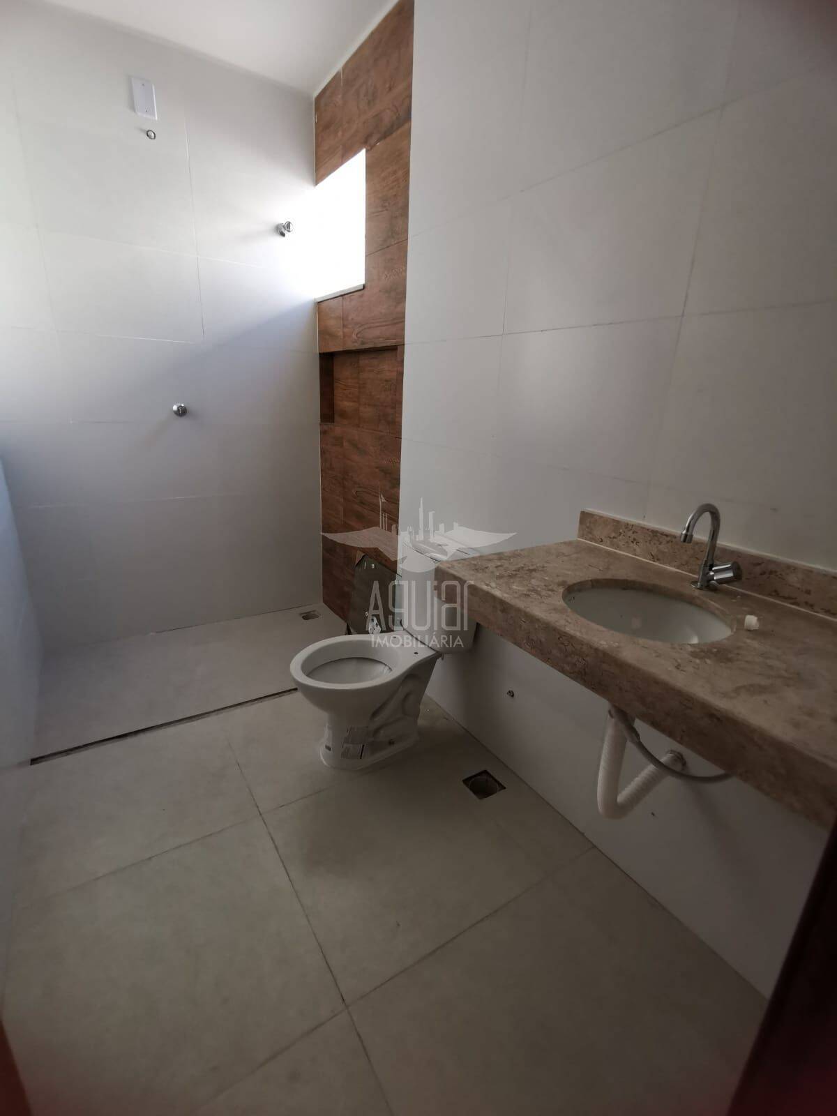 Casa à venda com 2 quartos, 69m² - Foto 11