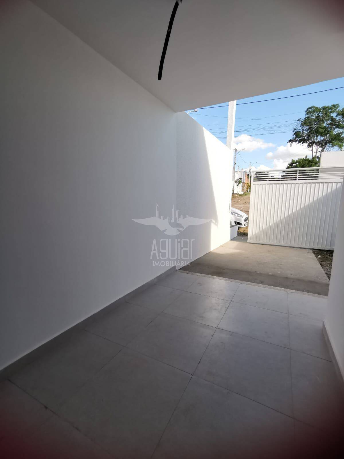 Casa à venda com 2 quartos, 69m² - Foto 3