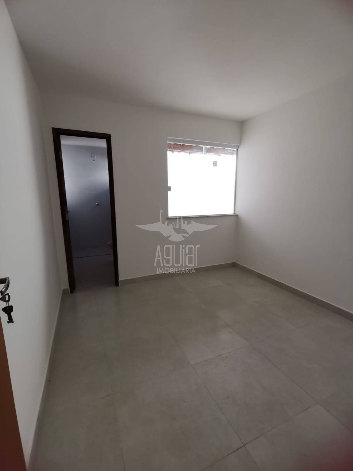 Casa à venda com 2 quartos, 69m² - Foto 8