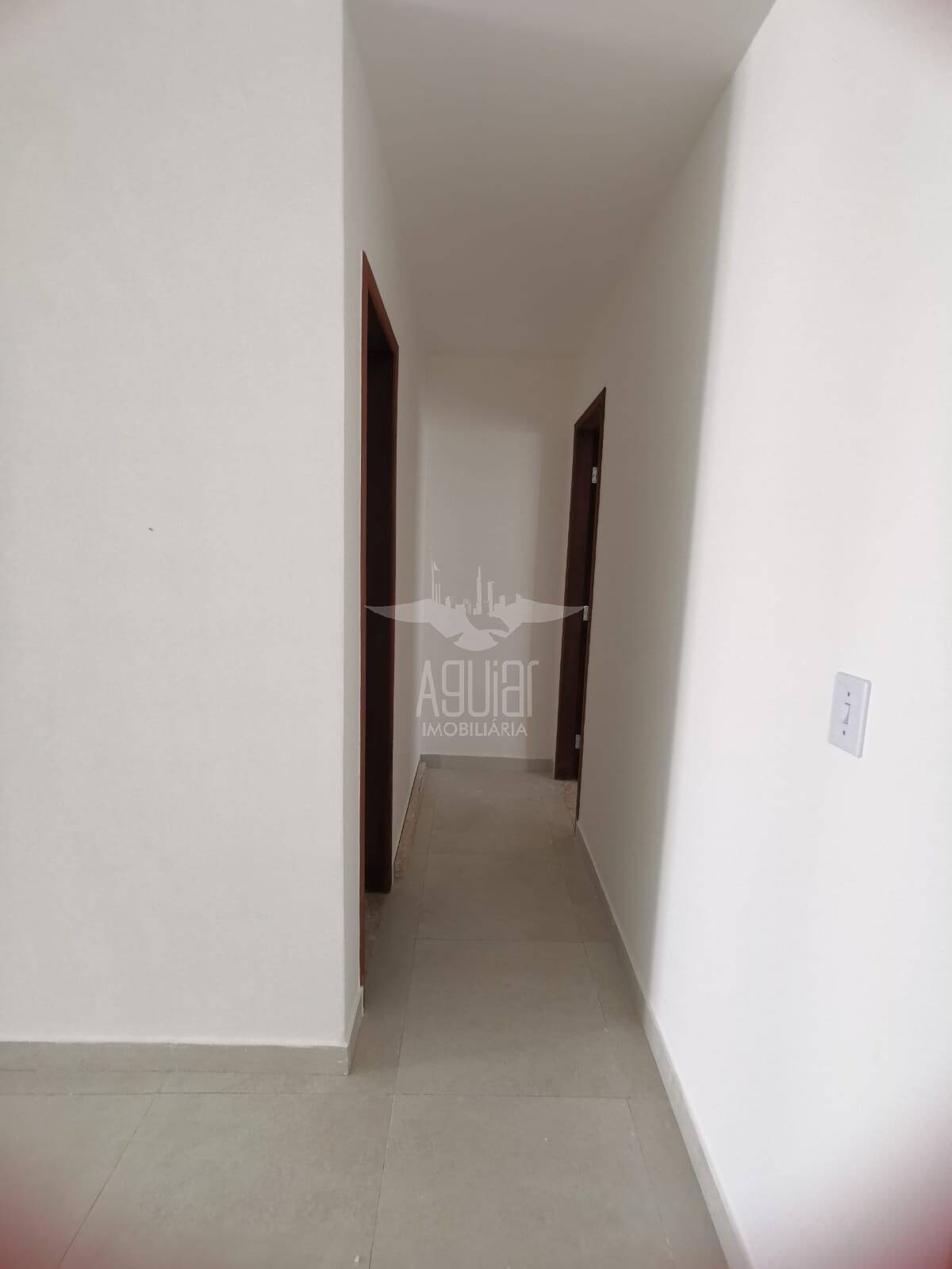 Casa à venda com 2 quartos, 69m² - Foto 5