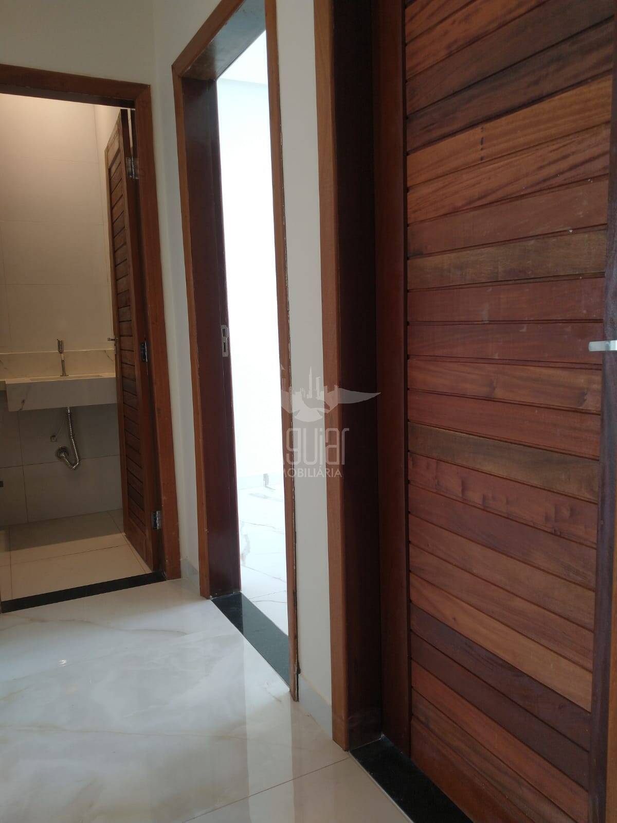 Casa à venda com 4 quartos, 149m² - Foto 18