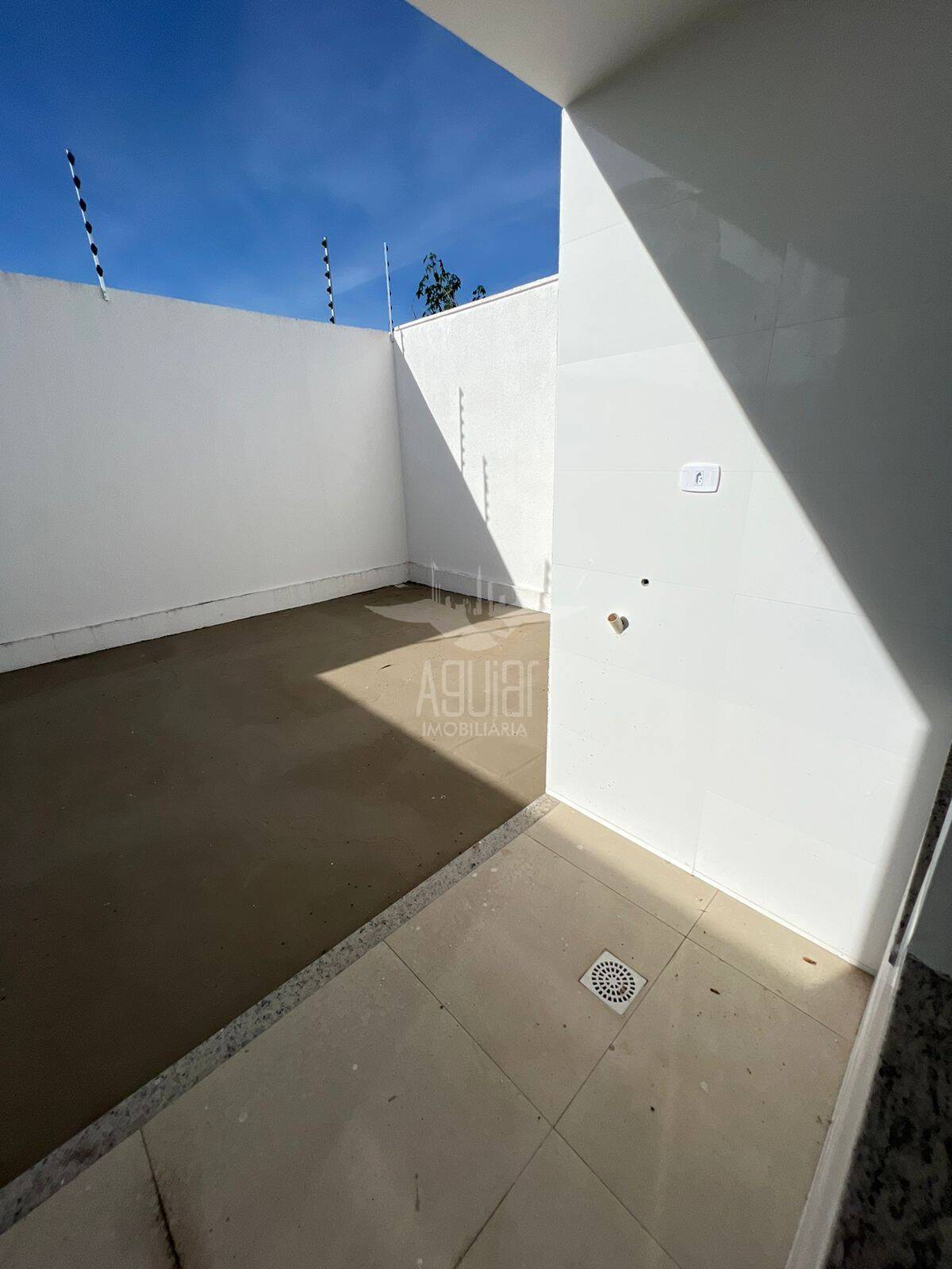 Casa à venda com 3 quartos, 89m² - Foto 14