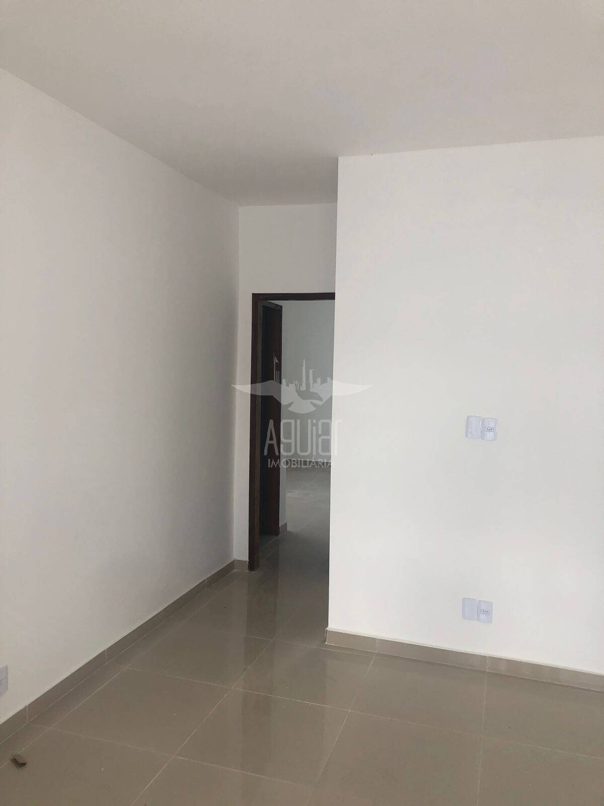 Casa à venda com 2 quartos, 162m² - Foto 6