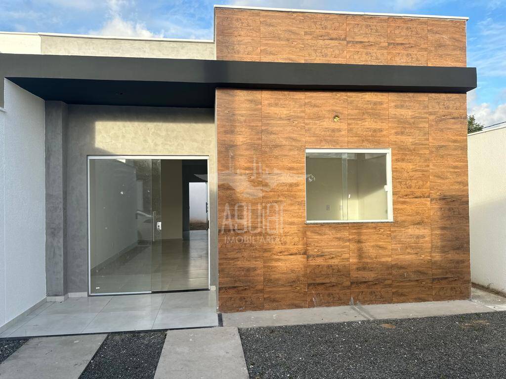 Casa à venda com 2 quartos, 63m² - Foto 2