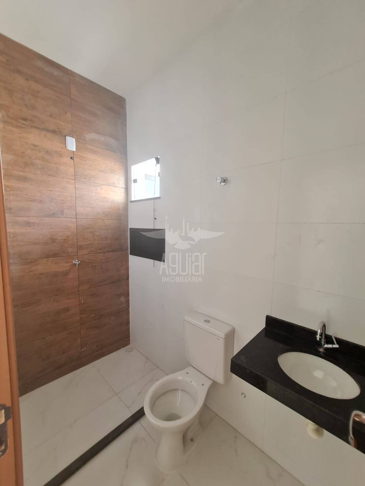 Casa à venda com 2 quartos, 68m² - Foto 13