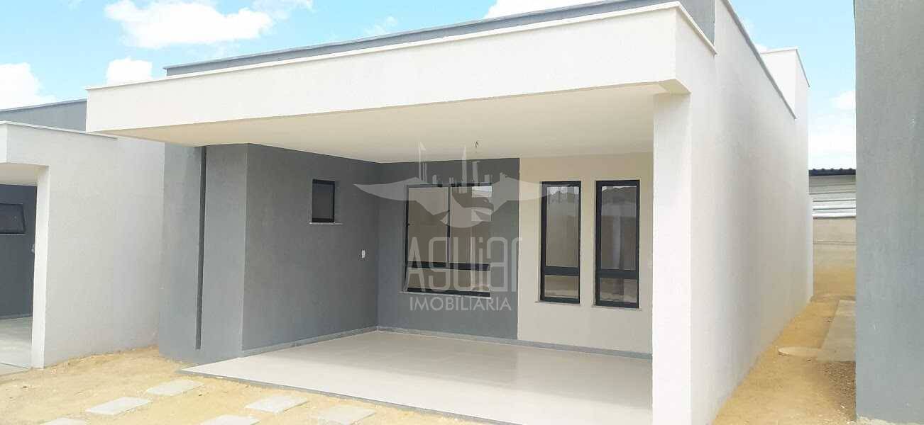 Casa à venda com 3 quartos, 81m² - Foto 2