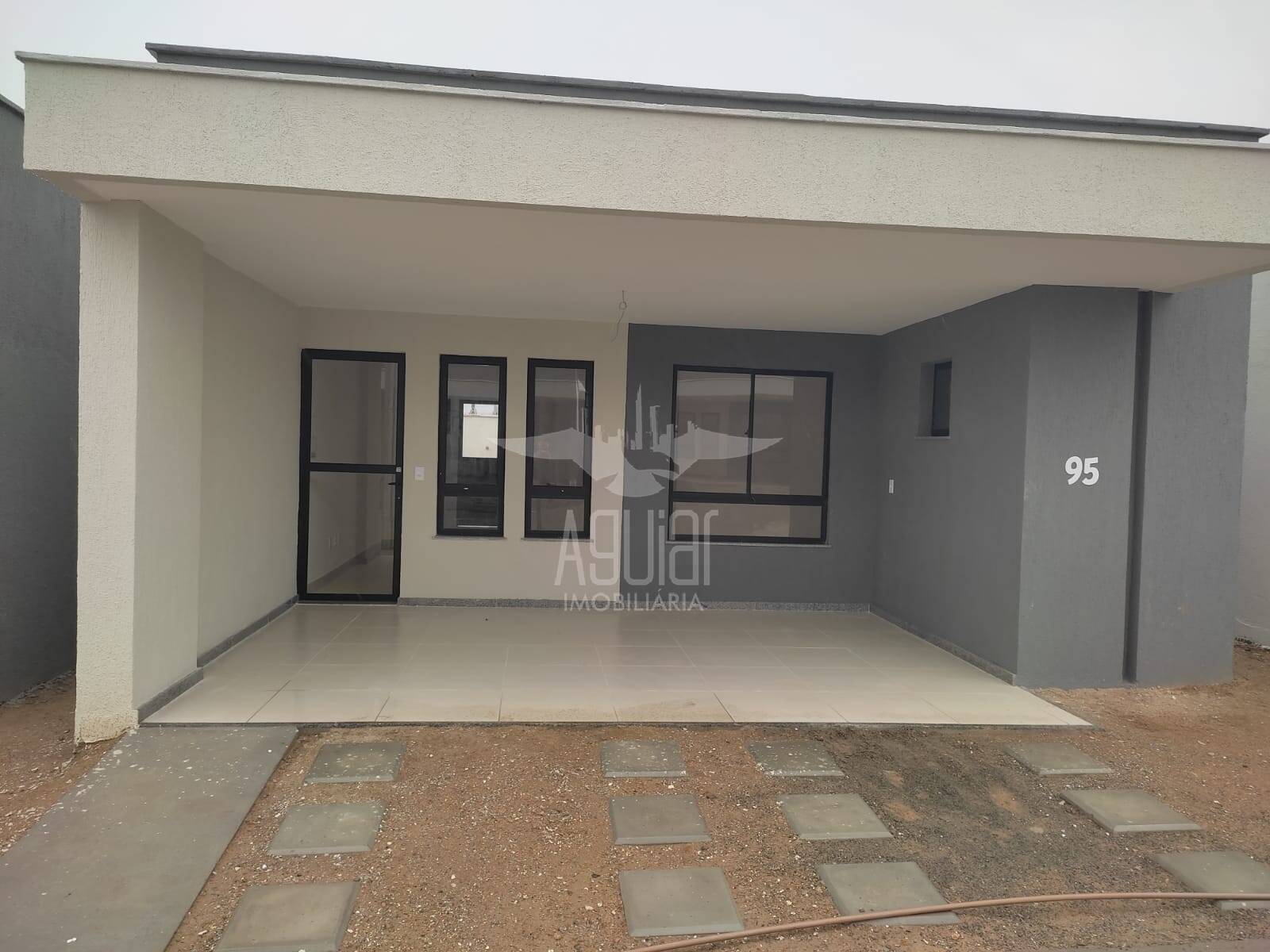 Casa à venda com 3 quartos, 81m² - Foto 8