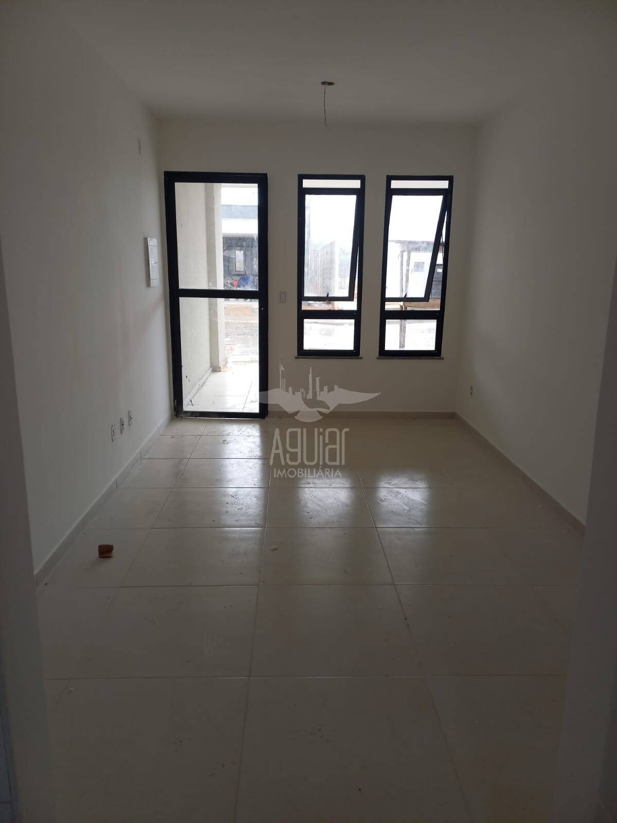 Casa à venda com 3 quartos, 81m² - Foto 37