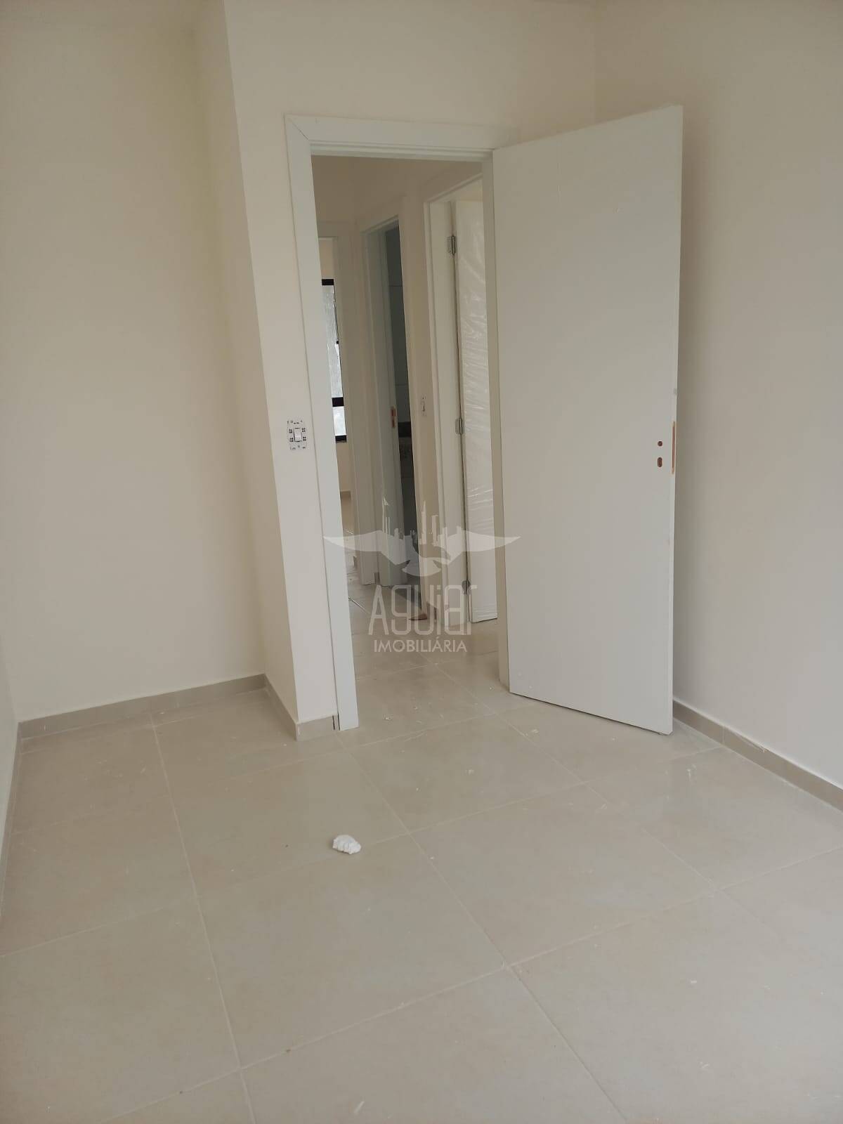 Casa à venda com 3 quartos, 81m² - Foto 47