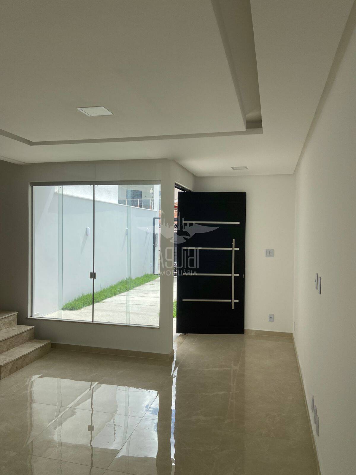 Casa à venda com 3 quartos, 115m² - Foto 4