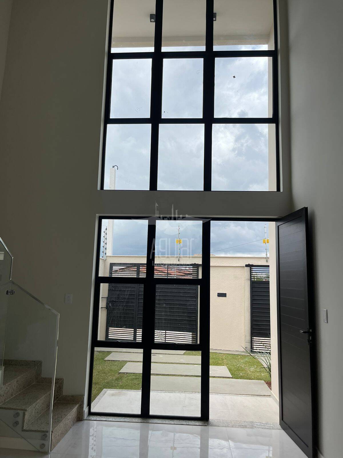 Casa à venda com 3 quartos, 100m² - Foto 7